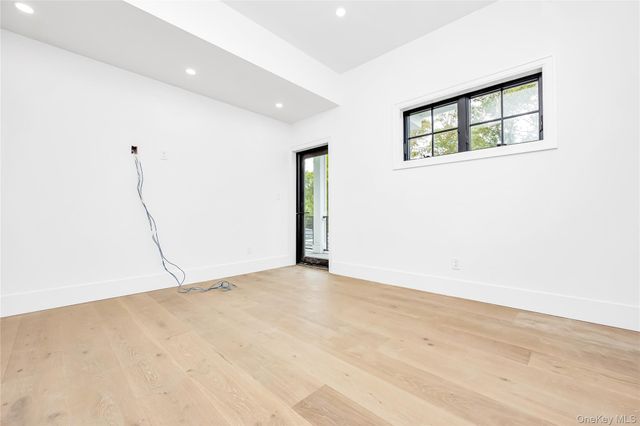 523 Long Beach Road, Nissequogue, NY 11780