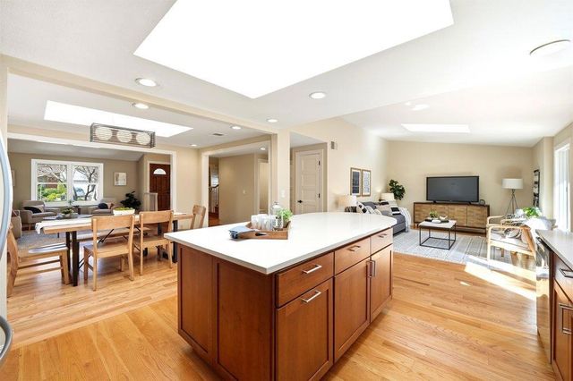 6270 Tweedholm Court, San Jose, CA 95120