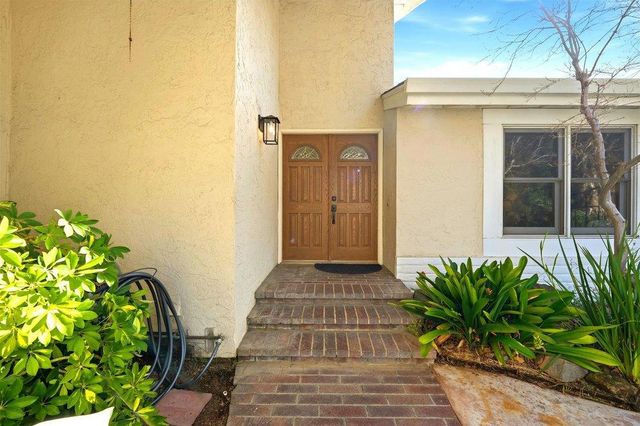 6270 Tweedholm Court, San Jose, CA 95120