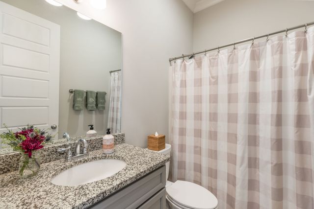 324 River Bluff Dr, Franklin, TN 37064