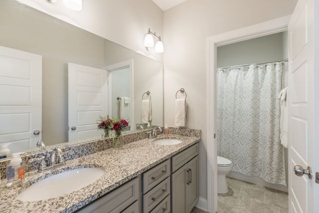 324 River Bluff Dr, Franklin, TN 37064