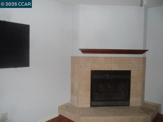 1405 Hull Ln, Martinez, CA 94553