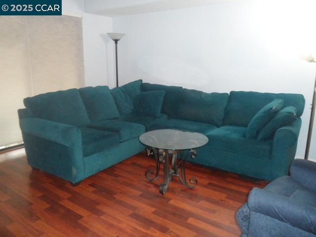 1405 Hull Ln, Martinez, CA 94553