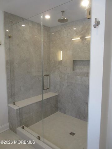 85 Lamb Lane, Manalapan, NJ 07726