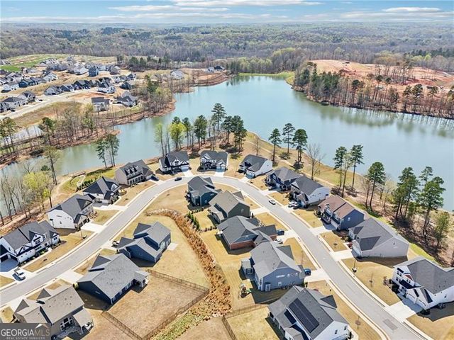 627 Michigan Circle, Hoschton, GA 30548