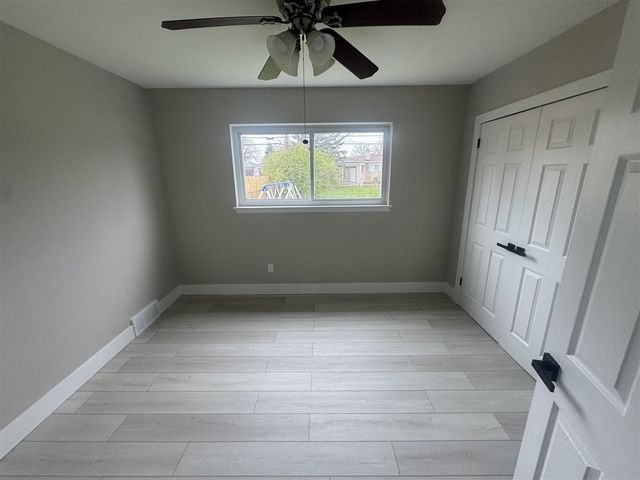 26165 Cunningham Drive, Warren, MI 48091