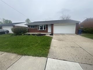 26165 Cunningham Drive, Warren, MI 48091