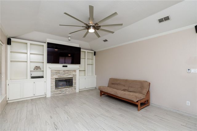 14882 Highland Mist Dr, Corpus Christi, TX 78418