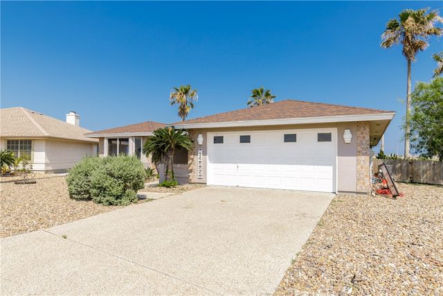 14882 Highland Mist Dr, Corpus Christi, TX 78418
