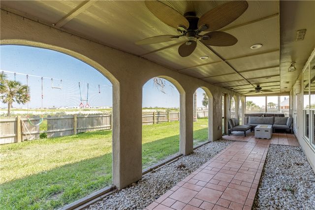 14882 Highland Mist Dr, Corpus Christi, TX 78418