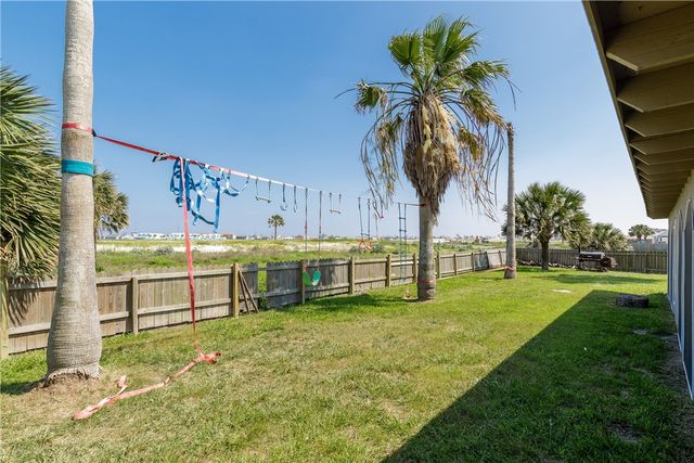 14882 Highland Mist Dr, Corpus Christi, TX 78418
