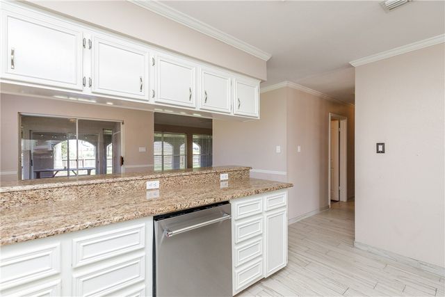 14882 Highland Mist Dr, Corpus Christi, TX 78418