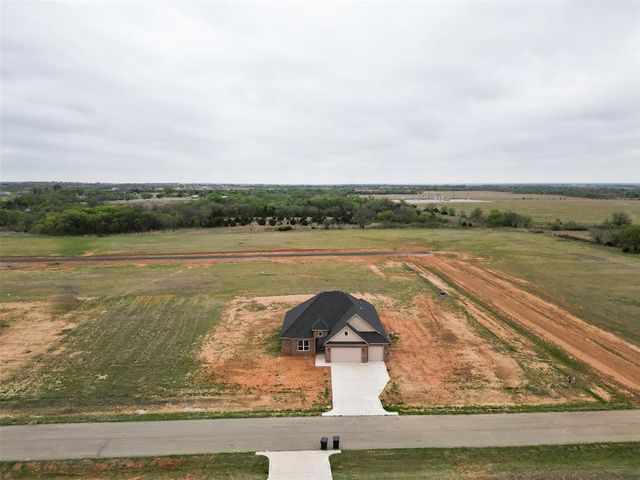 24692 Medio Street, Purcell, OK 73080
