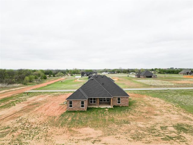 24692 Medio Street, Purcell, OK 73080