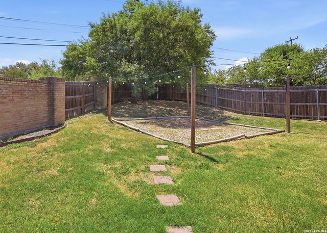13422 PEBBLE CIR, San Antonio, TX 78217