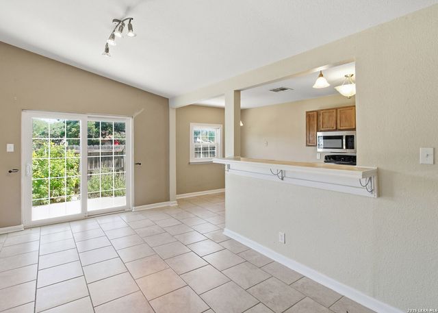 13422 PEBBLE CIR, San Antonio, TX 78217