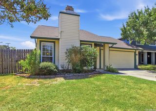 13422 PEBBLE CIR, San Antonio, TX 78217