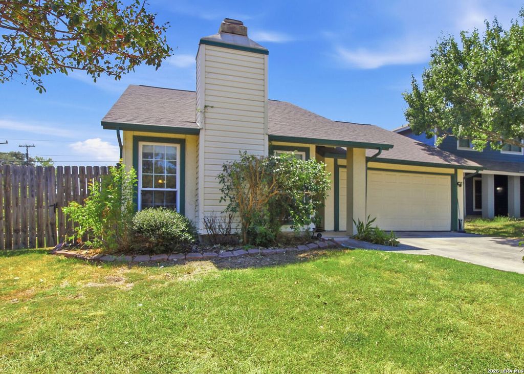 13422 PEBBLE CIR, San Antonio, TX 78217