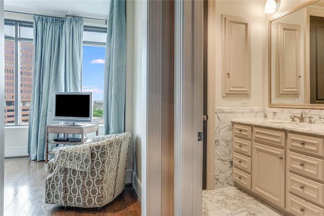 3505 Turtle Creek Boulevard 9E, Dallas, TX 75219