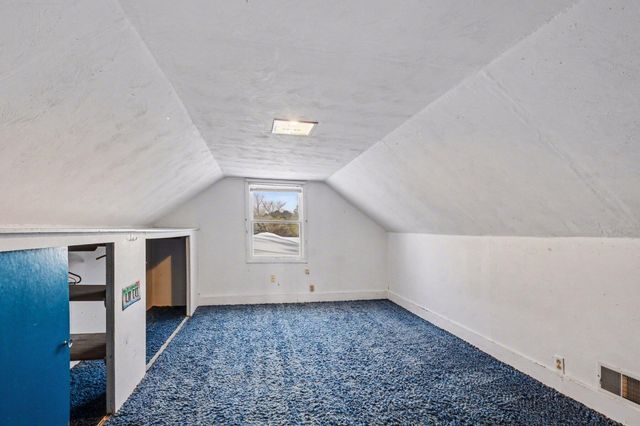 118 Schirmer Parkway, Buchanan, MI 49107