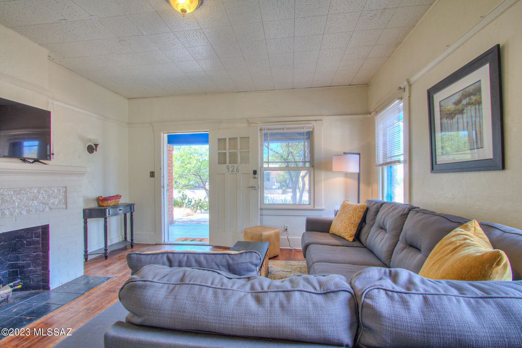 926 N 3rd Avenue, Tucson, AZ 85705