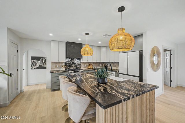 2532 E Sahuaro Drive, Phoenix, AZ 85028