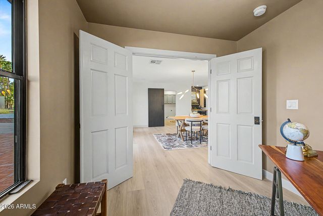 2532 E Sahuaro Drive, Phoenix, AZ 85028