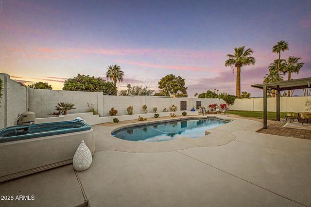 2532 E Sahuaro Drive, Phoenix, AZ 85028