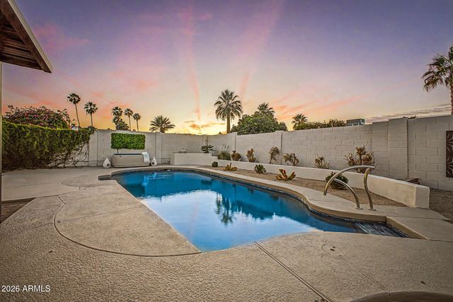 2532 E Sahuaro Drive, Phoenix, AZ 85028