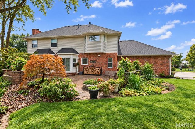 52 Birdie Court, Edwardsville, IL 62025