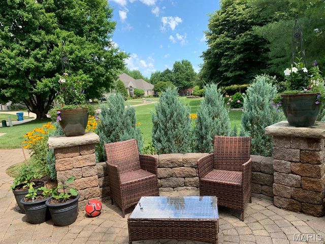 52 Birdie Court, Edwardsville, IL 62025
