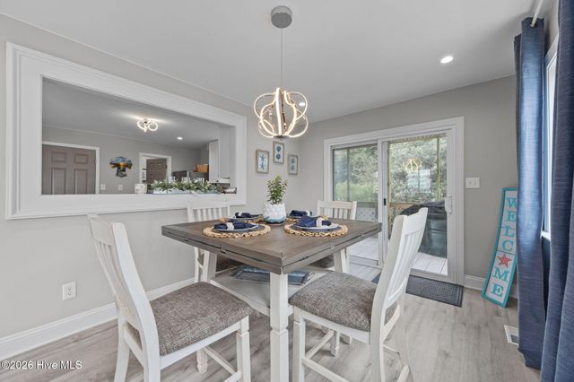 219 Oyster Lane, N Topsail Beach, NC 28460