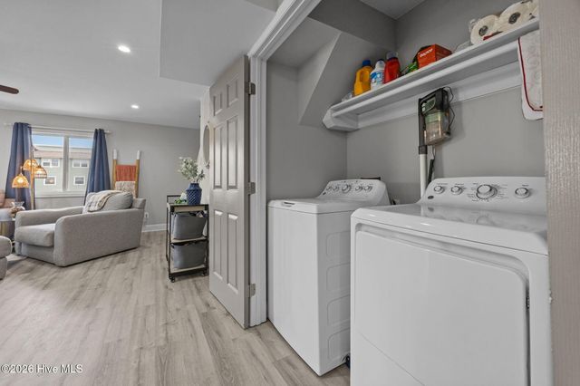 219 Oyster Lane, N Topsail Beach, NC 28460