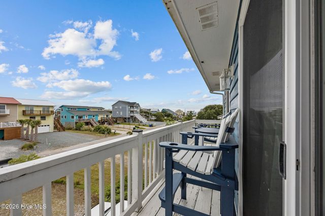219 Oyster Lane, N Topsail Beach, NC 28460