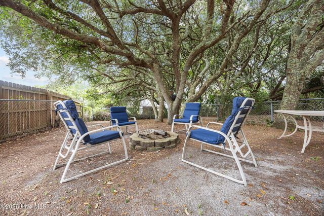 219 Oyster Lane, N Topsail Beach, NC 28460