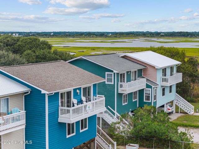 219 Oyster Lane, N Topsail Beach, NC 28460