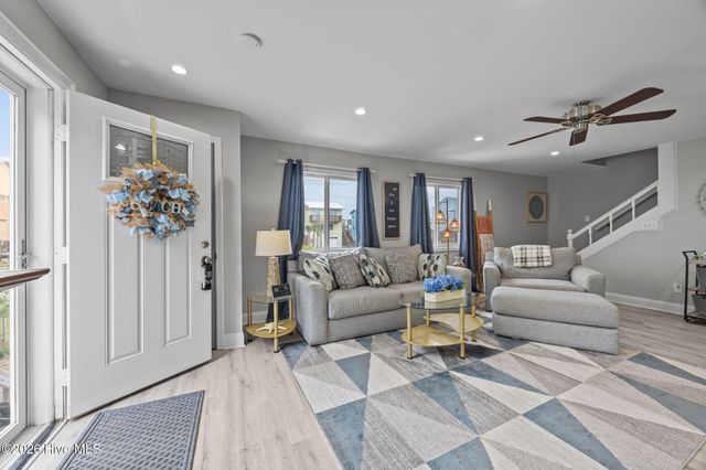 219 Oyster Lane, N Topsail Beach, NC 28460