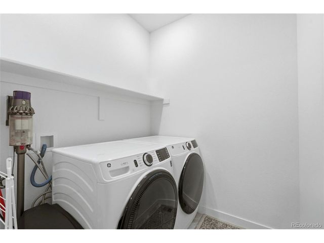 24412 E Evans Dr, Aurora, CO 80018