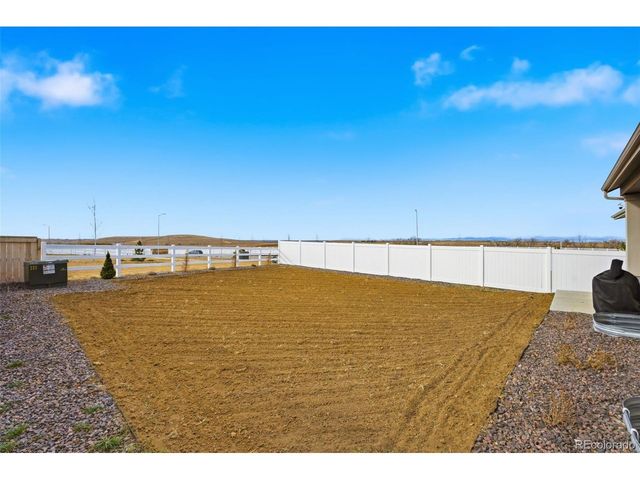 24412 E Evans Dr, Aurora, CO 80018