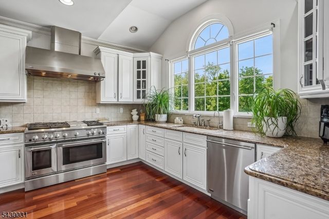 23 Balmoral Dr, Alexandria Twp., NJ 08867