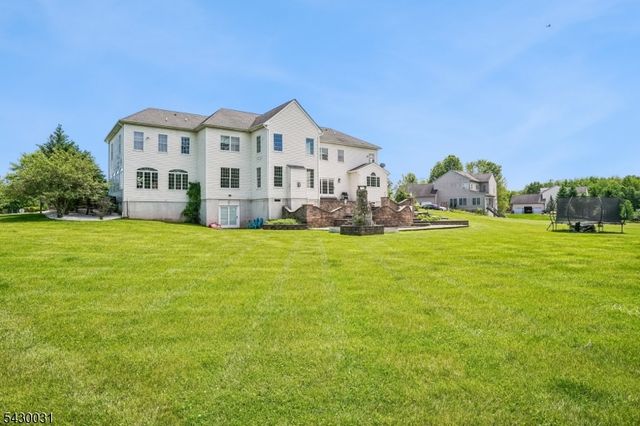 23 Balmoral Dr, Alexandria Twp., NJ 08867