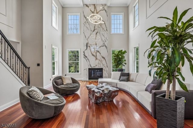 23 Balmoral Dr, Alexandria Twp., NJ 08867