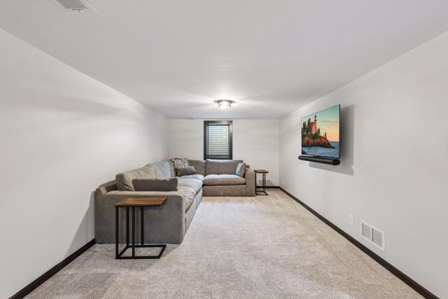 8620 Russell Avenue S, Bloomington, MN 55431