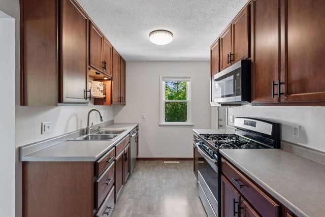 8620 Russell Avenue S, Bloomington, MN 55431