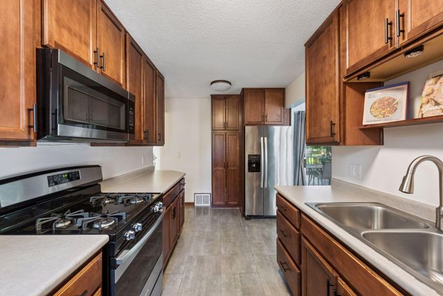 8620 Russell Avenue S, Bloomington, MN 55431