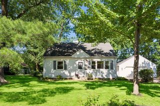 8620 Russell Avenue S, Bloomington, MN 55431
