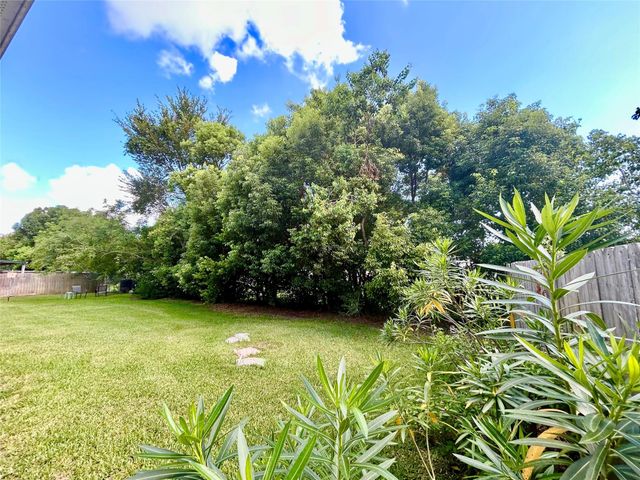 3807 Putnam Drive A, Bacliff, TX 77518