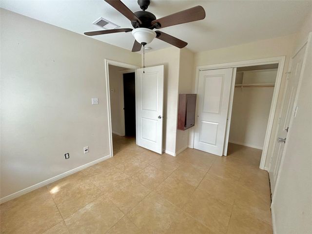 3807 Putnam Drive A, Bacliff, TX 77518