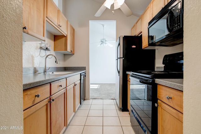 7550 N 12TH Street 230, Phoenix, AZ 85020