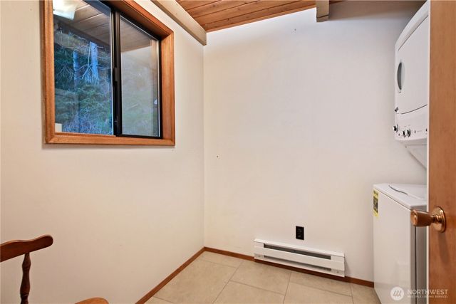3621 Shorewood Avenue, Greenbank, WA 98253